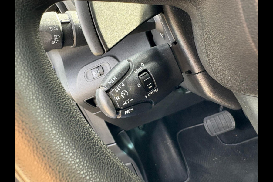 Citroën Berlingo XL 1.2 PureTech 7 PERSOONS AUTOMAAT GARANTIE Citroën Berlingo XL 1.2 PureTech 7 PERSOONS AUTOMAAT GARANTIE