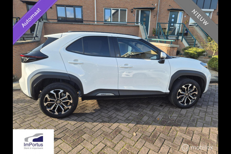 Toyota Yaris Cross 1.5 Hybrid 130 Teamplayer Winter+Safetypack