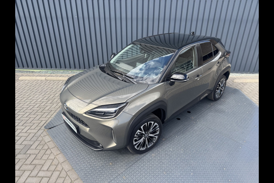 Toyota Yaris Cross 1.5 Hybrid Executive / Bi tone | Oxide brons | Pano dak | Afnm. Trekhaak | 10 jr GARANTIE | Rijklaar!! Toyota Yaris Cross 1.5 Hybrid Executive / Bi tone | Oxide brons | Pano dak | Afnm. Trekhaak | 10 jr GARANTIE | Rijklaar!!