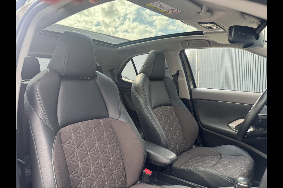 Toyota Yaris Cross 1.5 Hybrid Executive / Bi tone | Oxide brons | Pano dak | Afnm. Trekhaak | 10 jr GARANTIE | Rijklaar!! Toyota Yaris Cross 1.5 Hybrid Executive / Bi tone | Oxide brons | Pano dak | Afnm. Trekhaak | 10 jr GARANTIE | Rijklaar!!