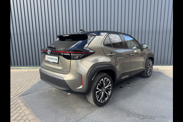 Toyota Yaris Cross 1.5 Hybrid Executive / Bi tone | Oxide brons | Pano dak | Afnm. Trekhaak | 10 jr GARANTIE | Rijklaar!! Toyota Yaris Cross 1.5 Hybrid Executive / Bi tone | Oxide brons | Pano dak | Afnm. Trekhaak | 10 jr GARANTIE | Rijklaar!!