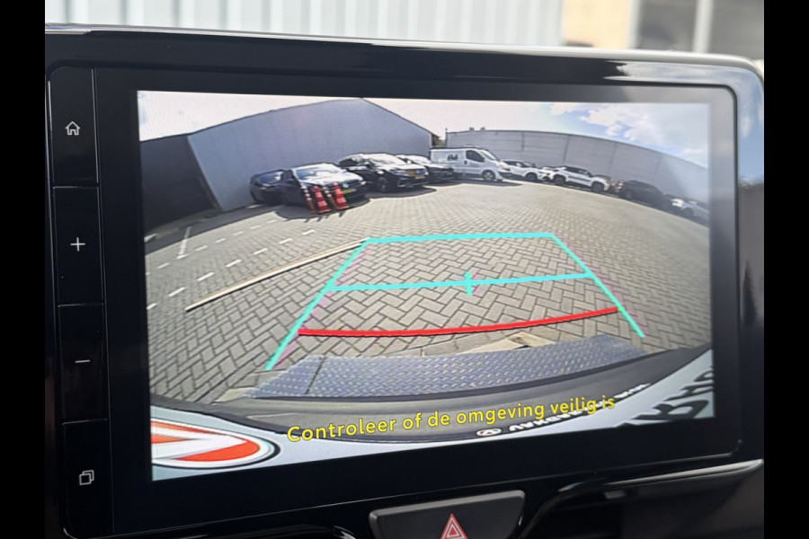 Toyota Yaris Cross 1.5 Hybrid Executive / Bi tone | Oxide brons | Pano dak | Afnm. Trekhaak | 10 jr GARANTIE | Rijklaar!! Toyota Yaris Cross 1.5 Hybrid Executive / Bi tone | Oxide brons | Pano dak | Afnm. Trekhaak | 10 jr GARANTIE | Rijklaar!!