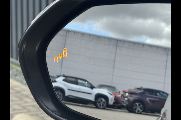 Toyota Yaris Cross 1.5 Hybrid Executive / Bi tone | Oxide brons | Pano dak | Afnm. Trekhaak | 10 jr GARANTIE | Rijklaar!! Toyota Yaris Cross 1.5 Hybrid Executive / Bi tone | Oxide brons | Pano dak | Afnm. Trekhaak | 10 jr GARANTIE | Rijklaar!!