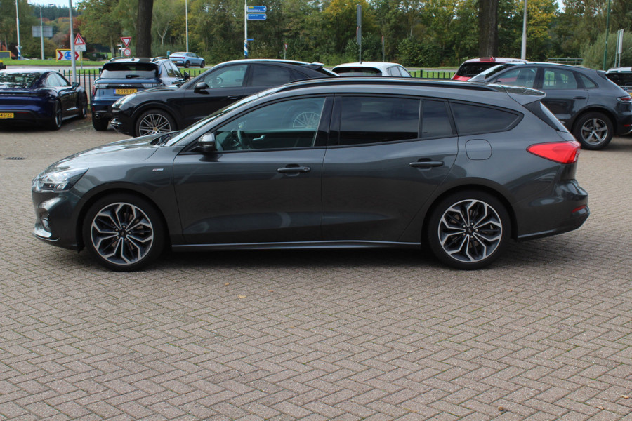 Ford FOCUS Wagon 1.5 EcoBoost ST Line Business / Camera / Navigatie / Keyless / 18'' / Stuurverwarming / DAB / Dodehoek / Cruise Control Ford FOCUS Wagon 1.5 EcoBoost ST Line Business / Camera / Navigatie / Keyless / 18'' / Stuurverwarming / DAB / Dodehoek / Cruise Control