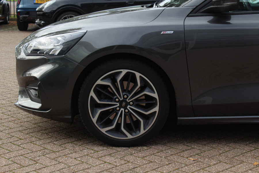 Ford FOCUS Wagon 1.5 EcoBoost ST Line Business / Camera / Navigatie / Keyless / 18'' / Stuurverwarming / DAB / Dodehoek / Cruise Control Ford FOCUS Wagon 1.5 EcoBoost ST Line Business / Camera / Navigatie / Keyless / 18'' / Stuurverwarming / DAB / Dodehoek / Cruise Control