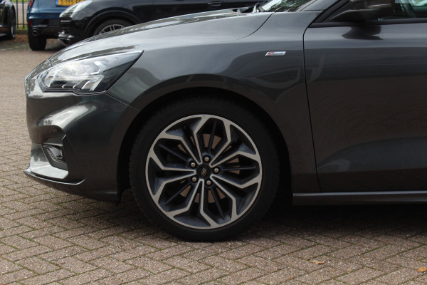 Ford FOCUS Wagon 1.5 EcoBoost ST Line Business / Camera / Navigatie / Keyless / 18'' / Stuurverwarming / DAB / Dodehoek / Cruise Control Ford FOCUS Wagon 1.5 EcoBoost ST Line Business / Camera / Navigatie / Keyless / 18'' / Stuurverwarming / DAB / Dodehoek / Cruise Control