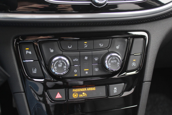 Opel Mokka X 1.4 Turbo Innovation / Trekhaak / Schuifdak / Camera / Leder / Navigatie / 18'' / LED / Keyless / Stuur+Stoelverwarming / Cruise Control