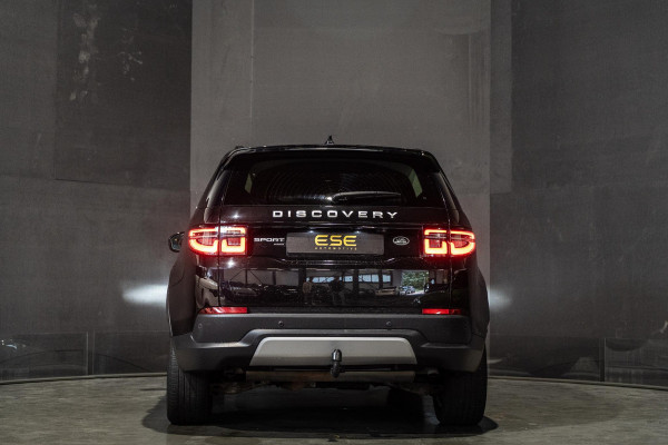 Land Rover Discovery Sport P300e 1.5 R-Dynamic PHEV | Trekhaak | 360 Camera | Carplay Land Rover Discovery Sport P300e 1.5 R-Dynamic PHEV | Trekhaak | 360 Camera | Carplay