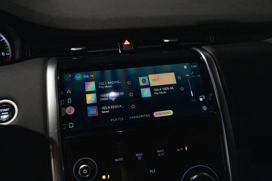 Land Rover Discovery Sport P300e 1.5 R-Dynamic PHEV | Trekhaak | 360 Camera | Carplay Land Rover Discovery Sport P300e 1.5 R-Dynamic PHEV | Trekhaak | 360 Camera | Carplay