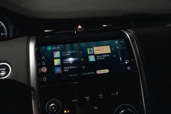 Land Rover Discovery Sport P300e 1.5 R-Dynamic PHEV | Trekhaak | 360 Camera | Carplay Land Rover Discovery Sport P300e 1.5 R-Dynamic PHEV | Trekhaak | 360 Camera | Carplay