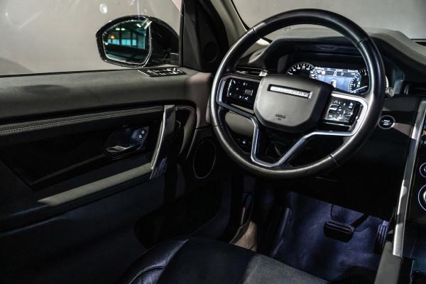 Land Rover Discovery Sport P300e 1.5 R-Dynamic PHEV | Trekhaak | 360 Camera | Carplay Land Rover Discovery Sport P300e 1.5 R-Dynamic PHEV | Trekhaak | 360 Camera | Carplay