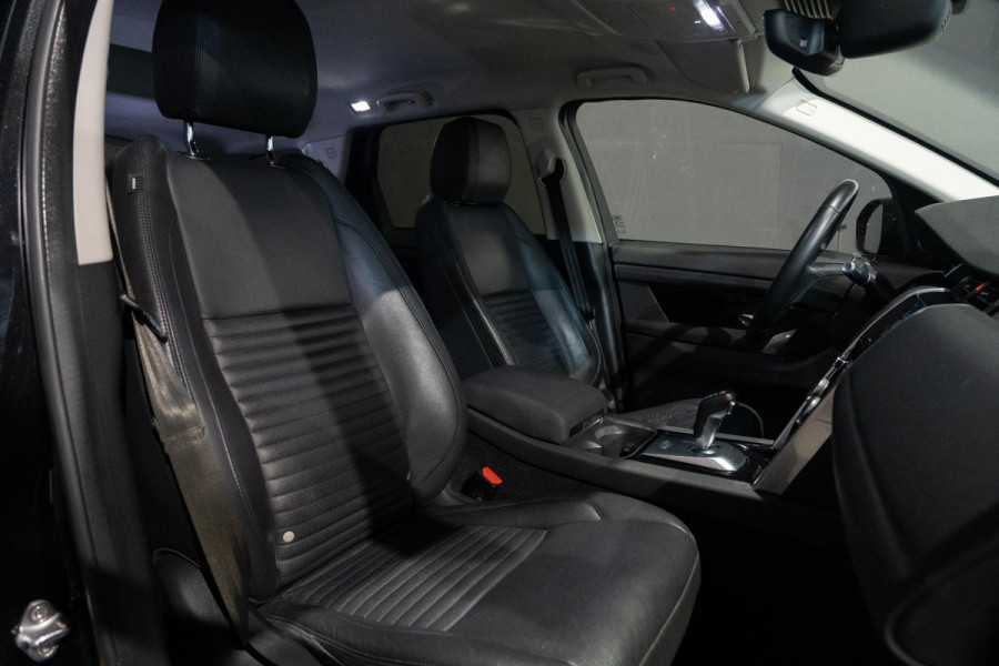 Land Rover Discovery Sport P300e 1.5 R-Dynamic PHEV | Trekhaak | 360 Camera | Carplay Land Rover Discovery Sport P300e 1.5 R-Dynamic PHEV | Trekhaak | 360 Camera | Carplay