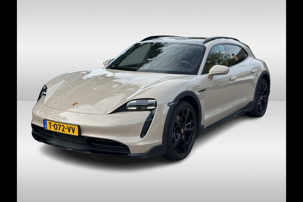 Porsche Taycan Cross Turismo 4 93 kWh / SoH 94.7% / Panoramadak / 360Camera / Passenger Display / Sportdesign + Chrono / 21'' / Bose / Luchtvering / Keyless / Stuur+Stoelverwarming / Dodehoek / DAB / ACC