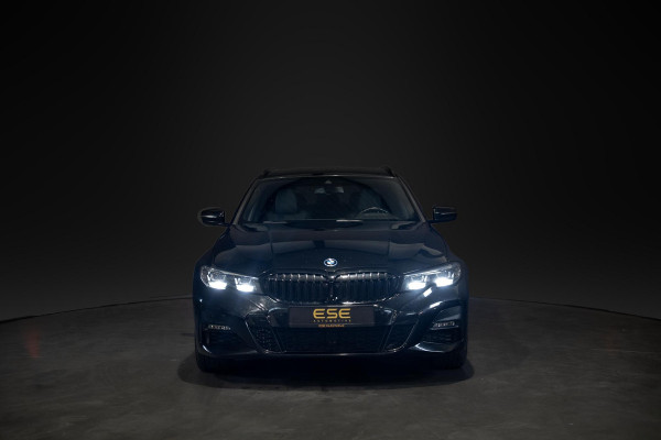 BMW 3 Serie Touring 330e M-Sport | Pano | Trekhaak | 360 camera BMW 3 Serie Touring 330e M-Sport | Pano | Trekhaak | 360 camera
