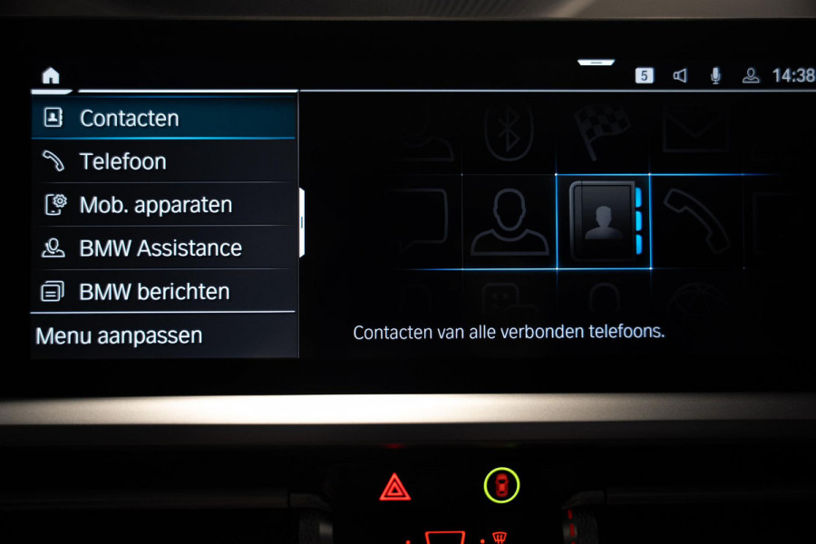 BMW 3 Serie Touring 330e M-Sport | Pano | Trekhaak | 360 camera BMW 3 Serie Touring 330e M-Sport | Pano | Trekhaak | 360 camera