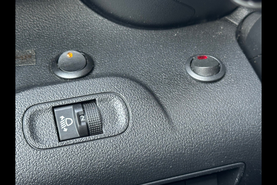 Toyota PROACE CITY 1.5 D-4D Professional Navi Airco Carplay PDC