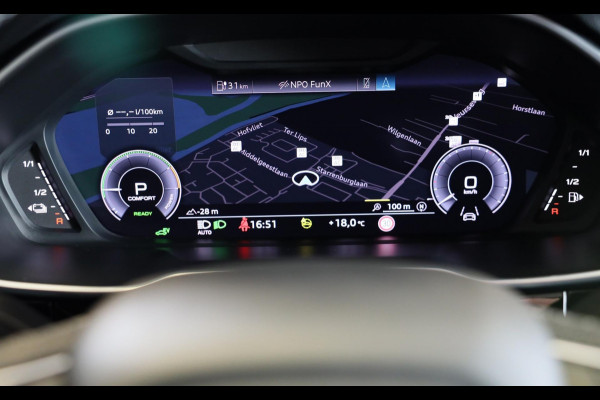 Audi Q3 Sportback 45 TFSI e S Line Competition / Aut / Memory / 360 Camera / Elek Stoelen / Acc / Pano / B & O / Matrix / 21 Inch