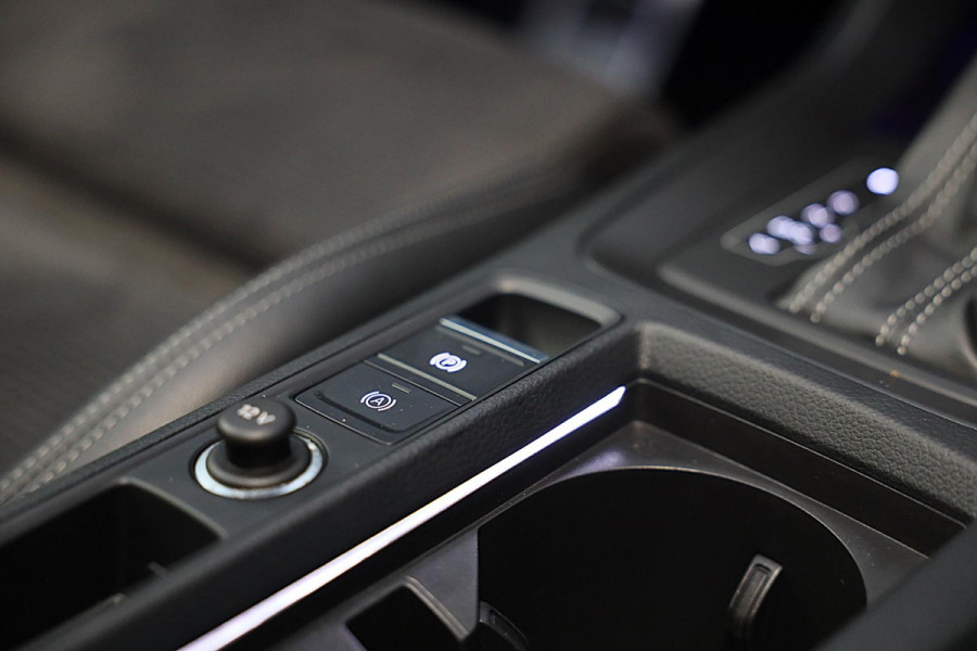 Audi Q3 Sportback 45 TFSI e S Line Competition / Aut / Memory / 360 Camera / Elek Stoelen / Acc / Pano / B & O / Matrix / 21 Inch