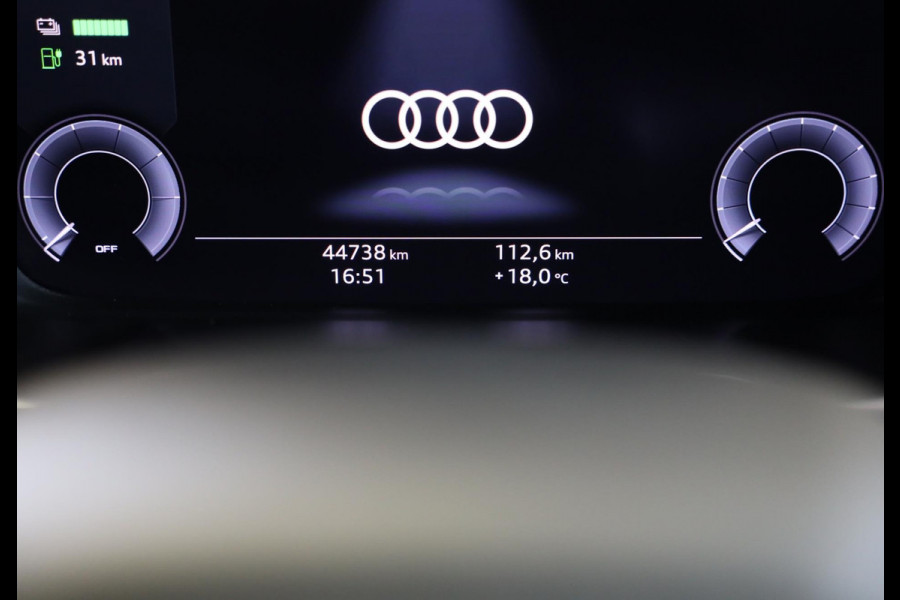 Audi Q3 Sportback 45 TFSI e S Line Competition / Aut / Memory / 360 Camera / Elek Stoelen / Acc / Pano / B & O / Matrix / 21 Inch