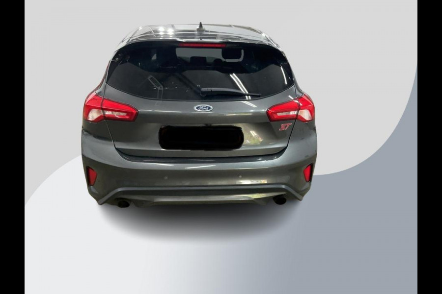 Ford Focus 2.3 EcoBoost ST-3 280pk | Winter Pack | Adaptive LED | Bang&Olufsen | Achteruitrijcamera | Launch control | Adaptive cruise control | Complete historie Ford Focus 2.3 EcoBoost ST-3 280pk | Winter Pack | Adaptive LED | Bang&Olufsen | Achteruitrijcamera | Launch control | Adaptive cruise control | Complete historie