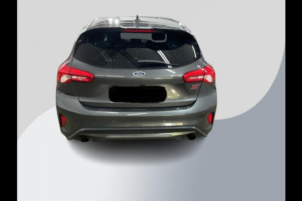 Ford Focus 2.3 EcoBoost ST-3 280pk | Winter Pack | Adaptive LED | Bang&Olufsen | Achteruitrijcamera | Launch control | Adaptive cruise control | Complete historie Ford Focus 2.3 EcoBoost ST-3 280pk | Winter Pack | Adaptive LED | Bang&Olufsen | Achteruitrijcamera | Launch control | Adaptive cruise control | Complete historie