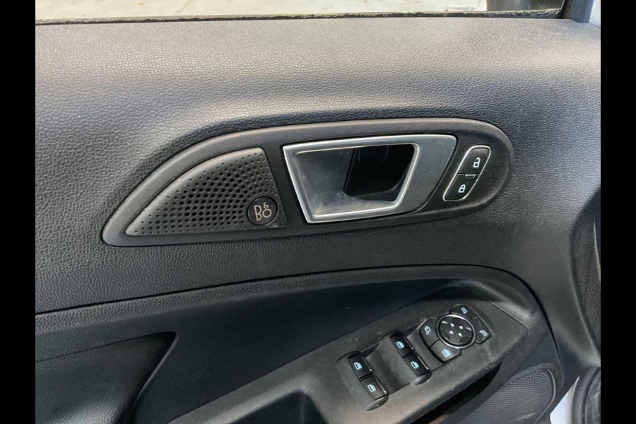 Ford EcoSport 1.0 EcoBoost ST-Line | Schuifdak | Winter Pack | Navigatie met Bang&Olufsen | Camera | Dodehoeksensoren Ford EcoSport 1.0 EcoBoost ST-Line | Schuifdak | Winter Pack | Navigatie met Bang&Olufsen | Camera | Dodehoeksensoren