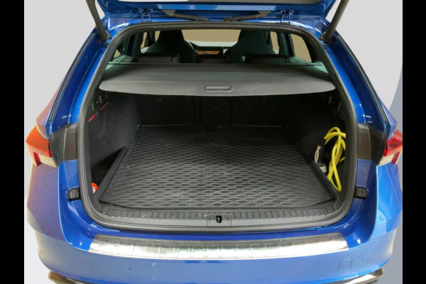 Škoda Octavia Combi 1.4 TSI RS iV PHEV Business 245pk | Stoelverwarming | Achteruitrijcamera Škoda Octavia Combi 1.4 TSI RS iV PHEV Business 245pk | Stoelverwarming | Achteruitrijcamera