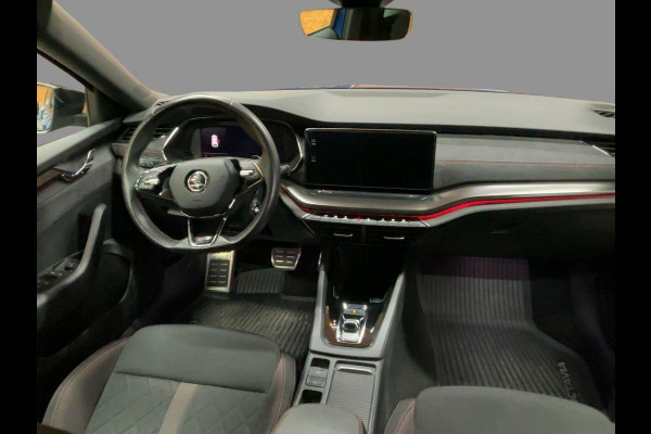 Škoda Octavia Combi 1.4 TSI RS iV PHEV Business 245pk | Stoelverwarming | Achteruitrijcamera Škoda Octavia Combi 1.4 TSI RS iV PHEV Business 245pk | Stoelverwarming | Achteruitrijcamera