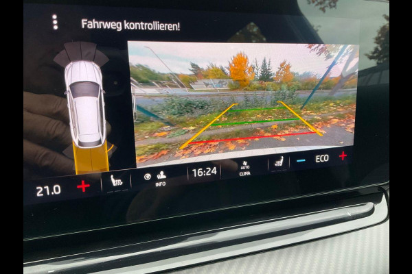 Škoda Octavia Combi 1.4 TSI RS iV PHEV Business 245pk | Stoelverwarming | Achteruitrijcamera Škoda Octavia Combi 1.4 TSI RS iV PHEV Business 245pk | Stoelverwarming | Achteruitrijcamera