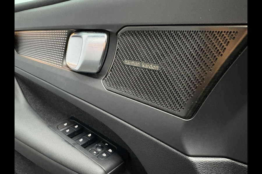 Volvo XC40 1.5 T4 Recharge R-Design Expression Volvo XC40 1.5 T4 Recharge R-Design Expression