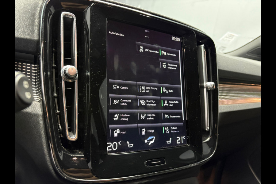 Volvo XC40 1.5 T4 Recharge R-Design Expression Volvo XC40 1.5 T4 Recharge R-Design Expression