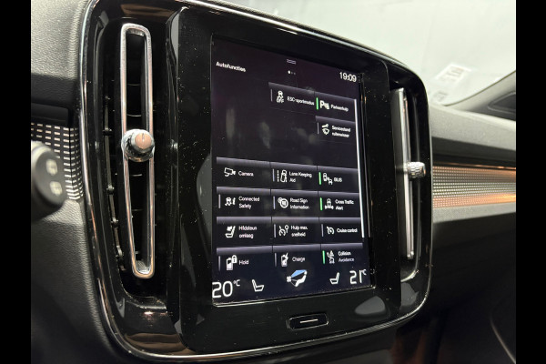 Volvo XC40 1.5 T4 Recharge R-Design Expression Volvo XC40 1.5 T4 Recharge R-Design Expression