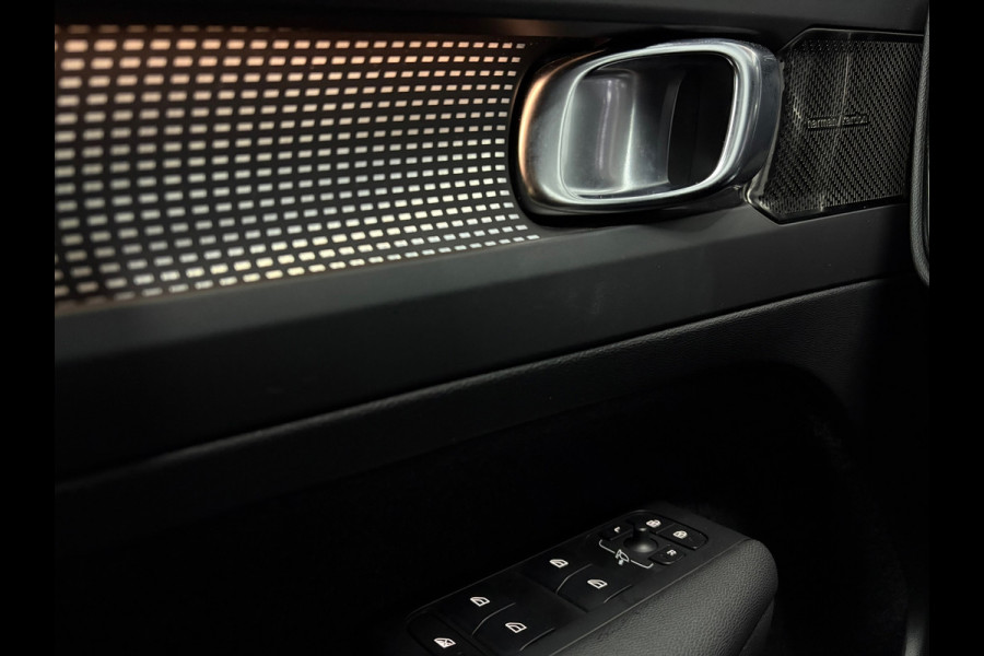 Volvo XC40 1.5 T4 Recharge R-Design Expression Volvo XC40 1.5 T4 Recharge R-Design Expression