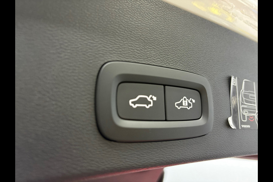 Volvo XC40 1.5 T4 Recharge R-Design Expression Volvo XC40 1.5 T4 Recharge R-Design Expression