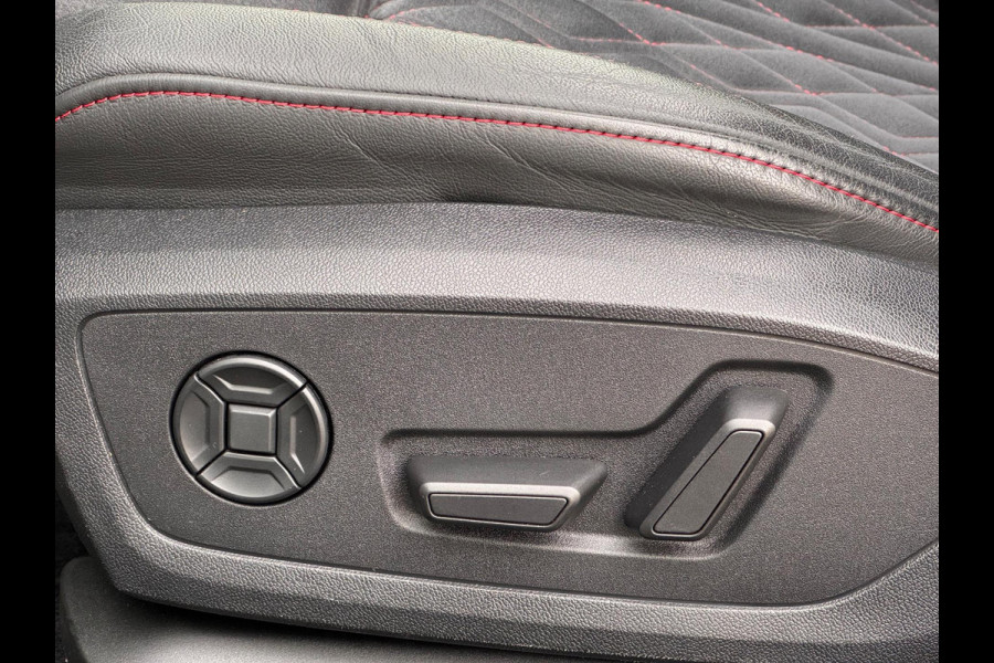 Audi A3 Sportback 45 TFSI e S Competition Pano/Matrix/RS zetels/B&O/HuD Audi A3 Sportback 45 TFSI e S Competition Pano/Matrix/RS zetels/B&O/HuD