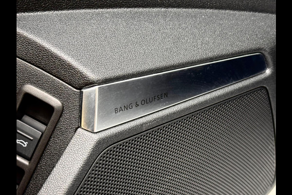 Audi A3 Sportback 45 TFSI e S Competition Pano/Matrix/RS zetels/B&O/HuD Audi A3 Sportback 45 TFSI e S Competition Pano/Matrix/RS zetels/B&O/HuD