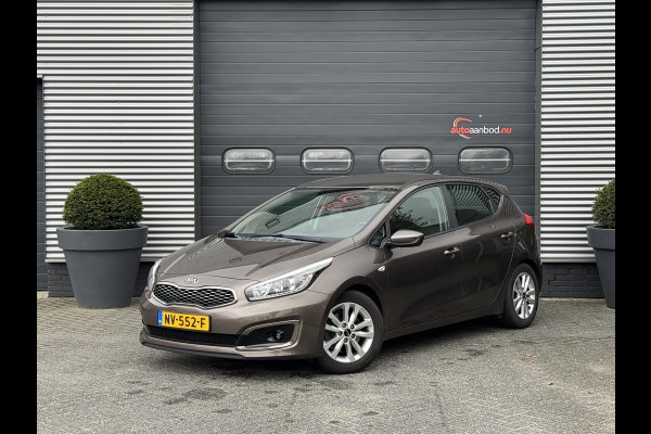 Kia cee'd 1.6 GDI ComfortPlusLine Navigator | Camera | Lichtmetalen Velgen | Navigatie | Cruise Control | Kia cee'd 1.6 GDI ComfortPlusLine Navigator | Camera | Lichtmetalen Velgen | Navigatie | Cruise Control |