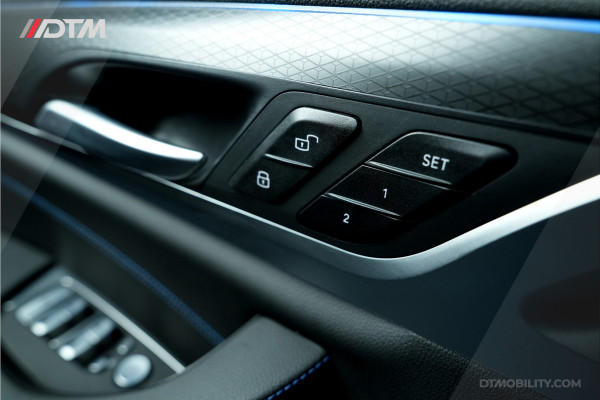 BMW X3 xDrive30e High M-Sport | M-Seats | H/K | Panoramadak BMW X3 xDrive30e High M-Sport | M-Seats | H/K | Panoramadak