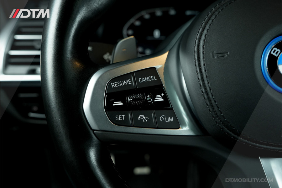 BMW X3 xDrive30e High M-Sport | M-Seats | H/K | Panoramadak BMW X3 xDrive30e High M-Sport | M-Seats | H/K | Panoramadak