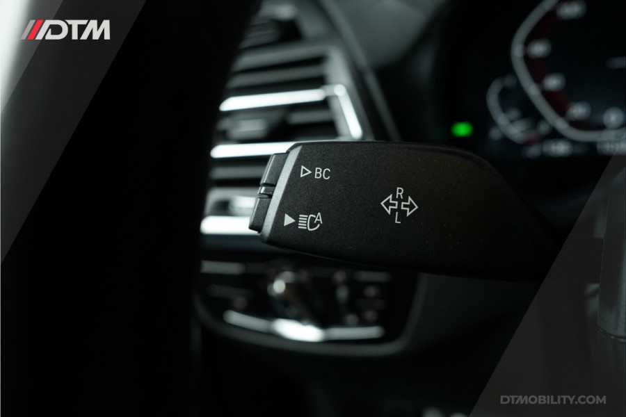 BMW X3 xDrive30e High M-Sport | M-Seats | H/K | Panoramadak BMW X3 xDrive30e High M-Sport | M-Seats | H/K | Panoramadak