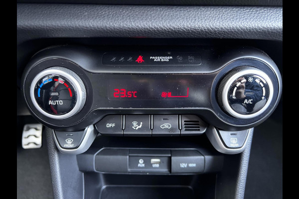 Kia Picanto 1.0 CVVT GT-Line / Trekhaak (afneembaar) / Navigatie + Camera / Lederen bekleding / Climate Control / Bluetooth