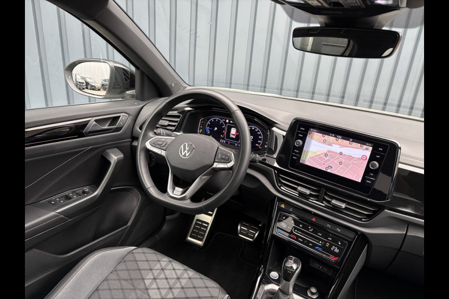 Volkswagen T-Roc 1.5 TSI R-Line Business | Panodak | Beats | Keyless | Trekhaak afnb | IQ Light | Side Assist | Prijs Rijklaar!! Volkswagen T-Roc 1.5 TSI R-Line Business | Panodak | Beats | Keyless | Trekhaak afnb | IQ Light | Side Assist | Prijs Rijklaar!!