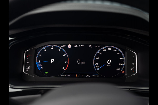 Volkswagen T-Roc 1.5 TSI R-Line Business | Panodak | Beats | Keyless | Trekhaak afnb | IQ Light | Side Assist | Prijs Rijklaar!! Volkswagen T-Roc 1.5 TSI R-Line Business | Panodak | Beats | Keyless | Trekhaak afnb | IQ Light | Side Assist | Prijs Rijklaar!!