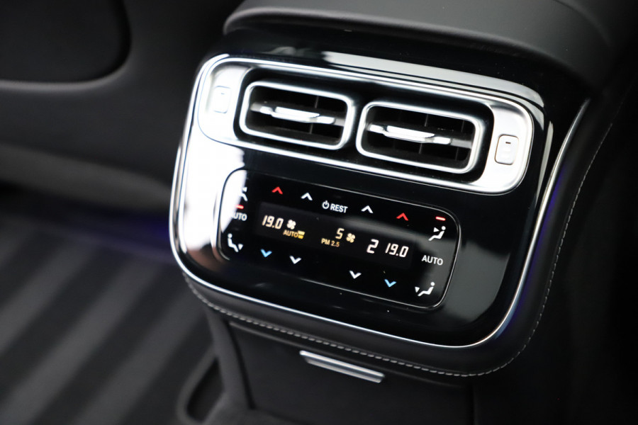 Mercedes-Benz S-Klasse AMG 63 S E Performance Lang | 802PK | Entertainment | Carbon | Burmester High-end | Massage | Head-up | 4W-Sturing | Stuurverw. Mercedes-Benz S-Klasse AMG 63 S E Performance Lang | 802PK | Entertainment | Carbon | Burmester High-end | Massage | Head-up | 4W-Sturing | Stuurverw.