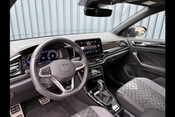 Volkswagen T-Roc 1.5 TSI R-Line | Panodak | Keyless | Side Assist | Elk. A-klep | IQ Light | Camera | Prijs Rijklaar!! Volkswagen T-Roc 1.5 TSI R-Line | Panodak | Keyless | Side Assist | Elk. A-klep | IQ Light | Camera | Prijs Rijklaar!!