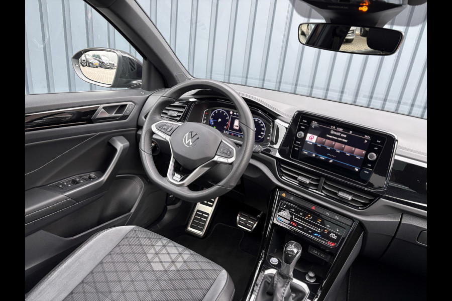 Volkswagen T-Roc 1.5 TSI R-Line | Panodak | Keyless | Side Assist | Elk. A-klep | IQ Light | Camera | Prijs Rijklaar!! Volkswagen T-Roc 1.5 TSI R-Line | Panodak | Keyless | Side Assist | Elk. A-klep | IQ Light | Camera | Prijs Rijklaar!!