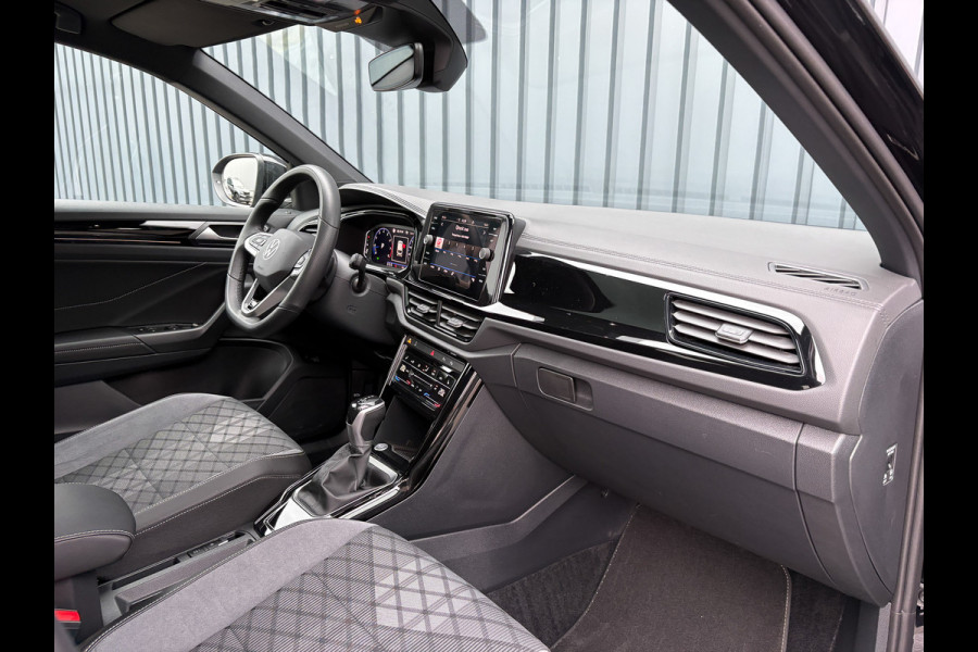 Volkswagen T-Roc 1.5 TSI R-Line | Panodak | Keyless | Side Assist | Elk. A-klep | IQ Light | Camera | Prijs Rijklaar!! Volkswagen T-Roc 1.5 TSI R-Line | Panodak | Keyless | Side Assist | Elk. A-klep | IQ Light | Camera | Prijs Rijklaar!!
