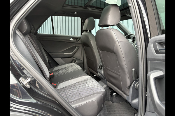 Volkswagen T-Roc 1.5 TSI R-Line | Panodak | Keyless | Side Assist | Elk. A-klep | IQ Light | Camera | Prijs Rijklaar!! Volkswagen T-Roc 1.5 TSI R-Line | Panodak | Keyless | Side Assist | Elk. A-klep | IQ Light | Camera | Prijs Rijklaar!!