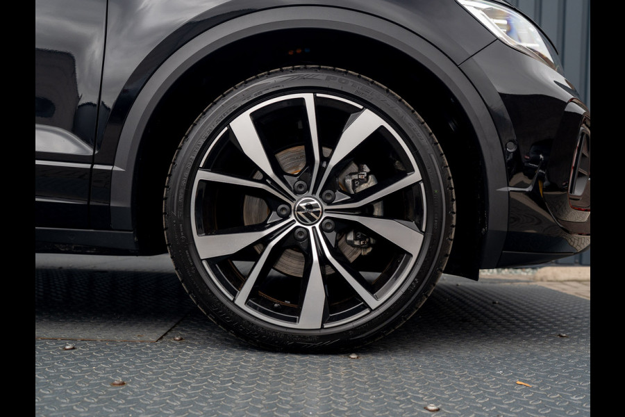Volkswagen T-Roc 1.5 TSI R-Line | Panodak | Keyless | Side Assist | Elk. A-klep | IQ Light | Camera | Prijs Rijklaar!! Volkswagen T-Roc 1.5 TSI R-Line | Panodak | Keyless | Side Assist | Elk. A-klep | IQ Light | Camera | Prijs Rijklaar!!