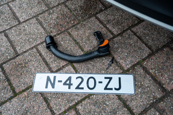 Opel Grandland X 1.2 Turbo Innovation|Prijs rijklaar incl. 12 mnd garantie|Trekhaak LMV Blindspot Stoel en stuurverwarming Carplay